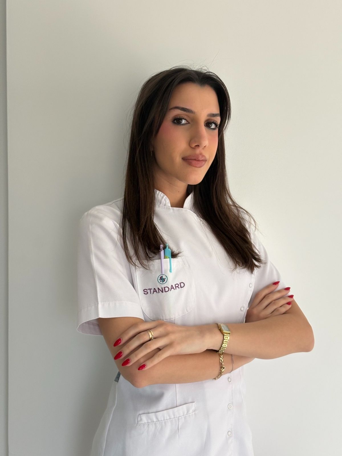 Dr Aleksandra Prezime